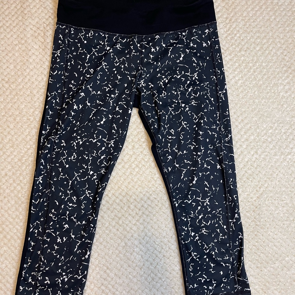 Under Armour capri leggings